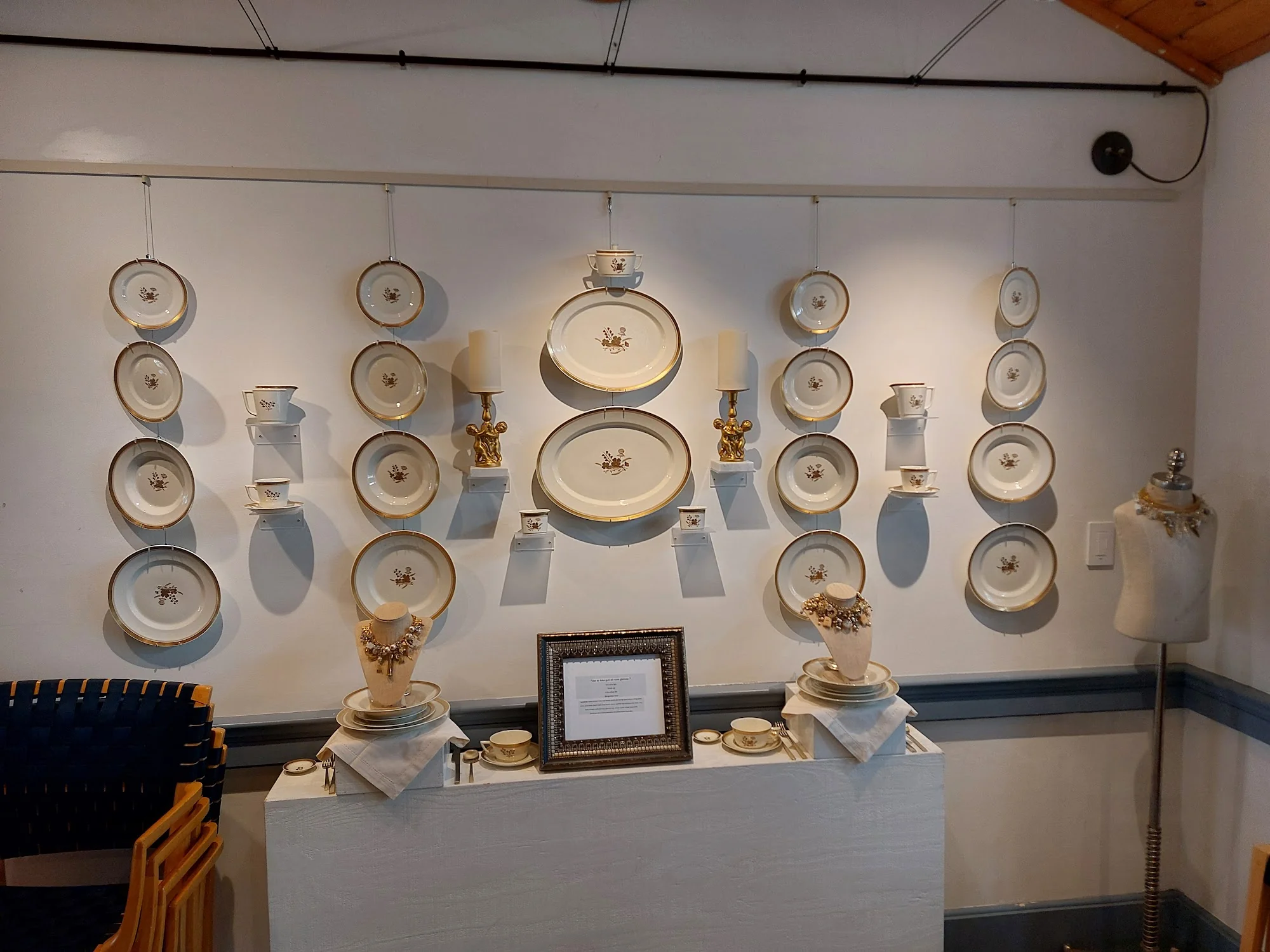 Scandinavian Living Center