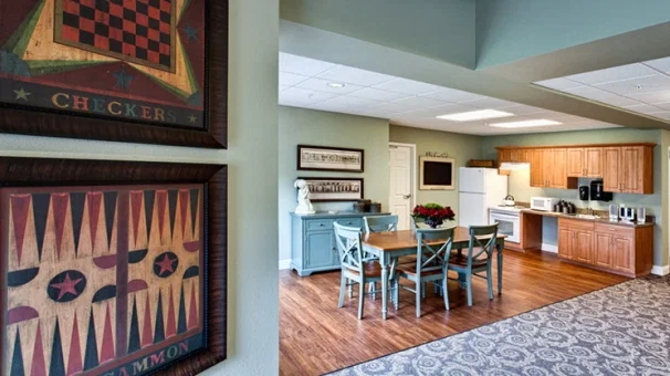 SEA VIEW SENIOR LIVING