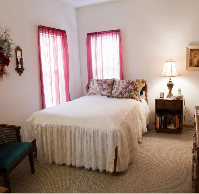 SELECT SENIOR LIVING