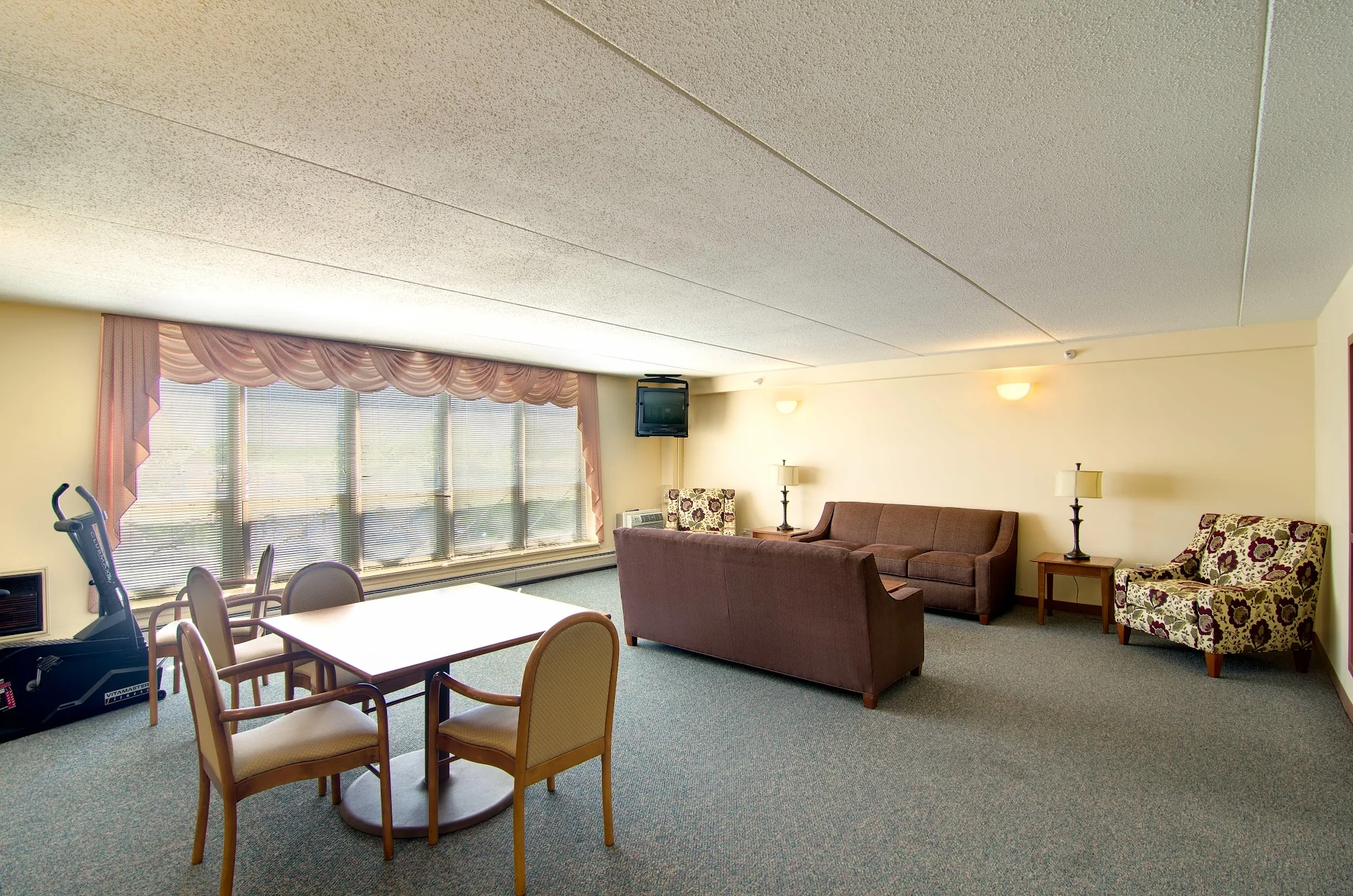 Senior Suites of Gage Park