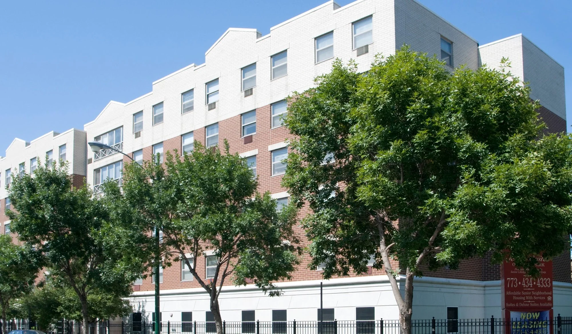 Senior Suites of Gage Park