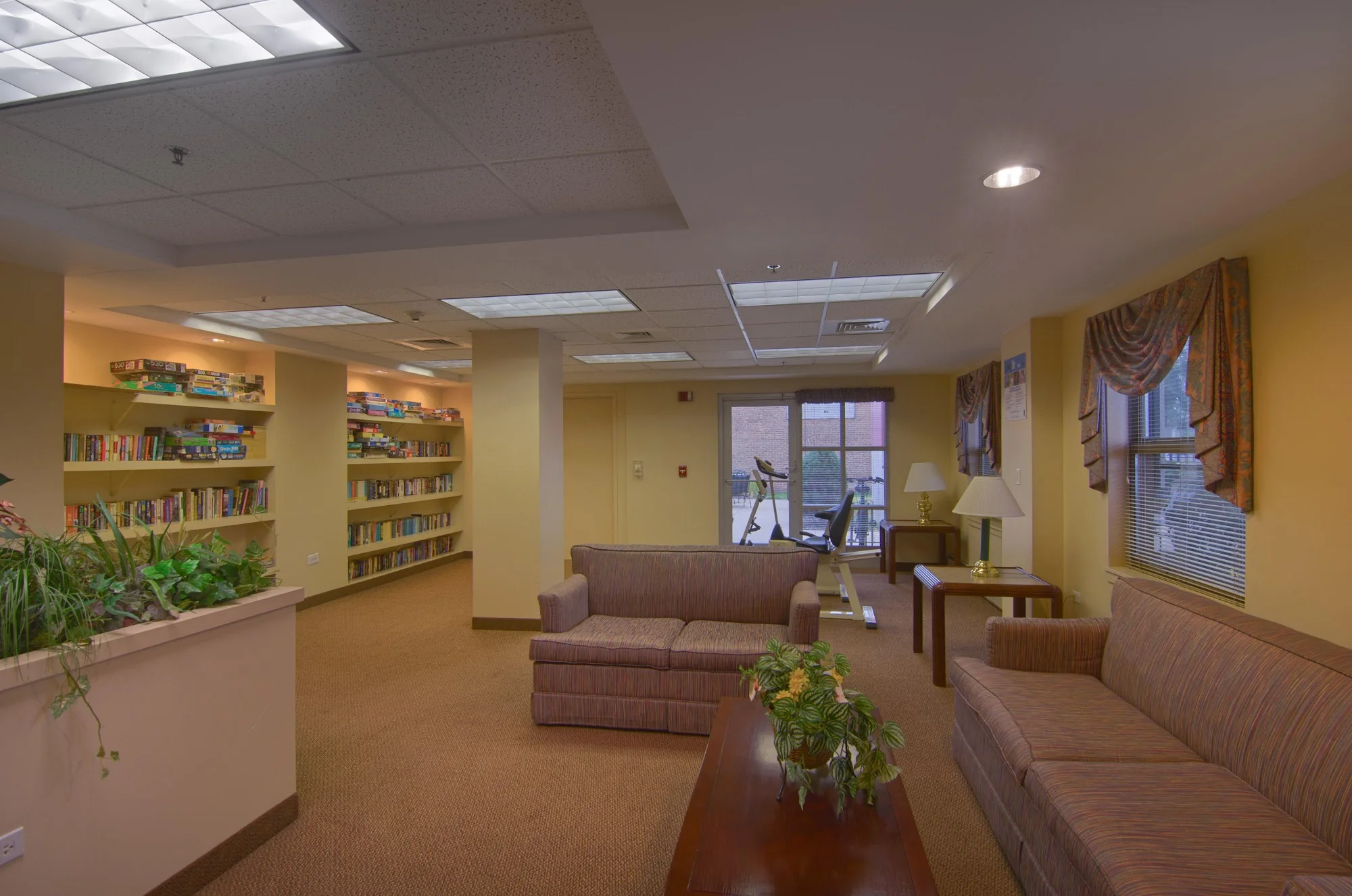 Senior Suites of Garfield Ridge