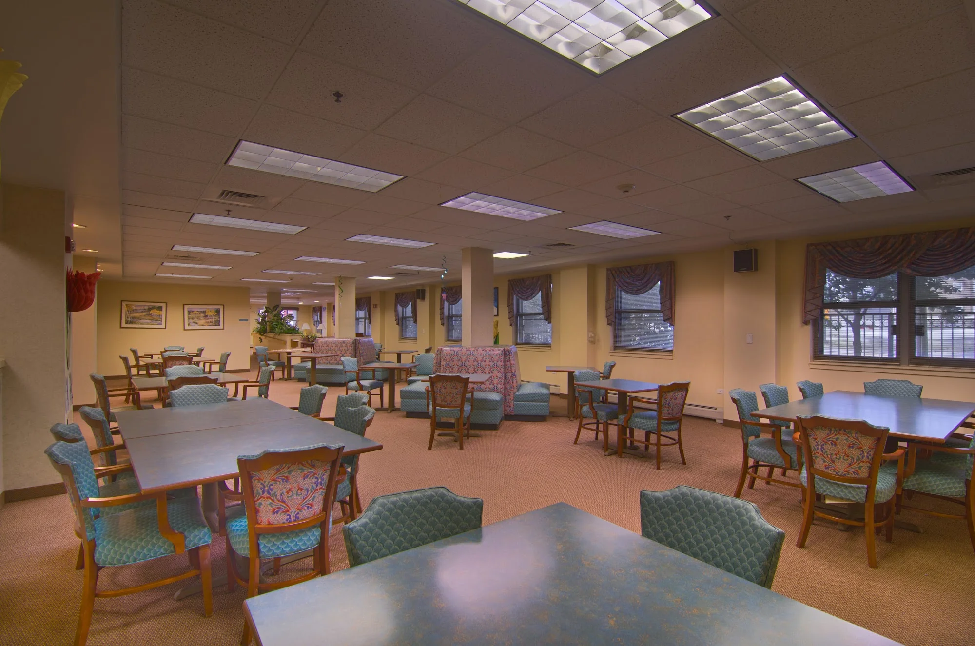 Senior Suites of Garfield Ridge