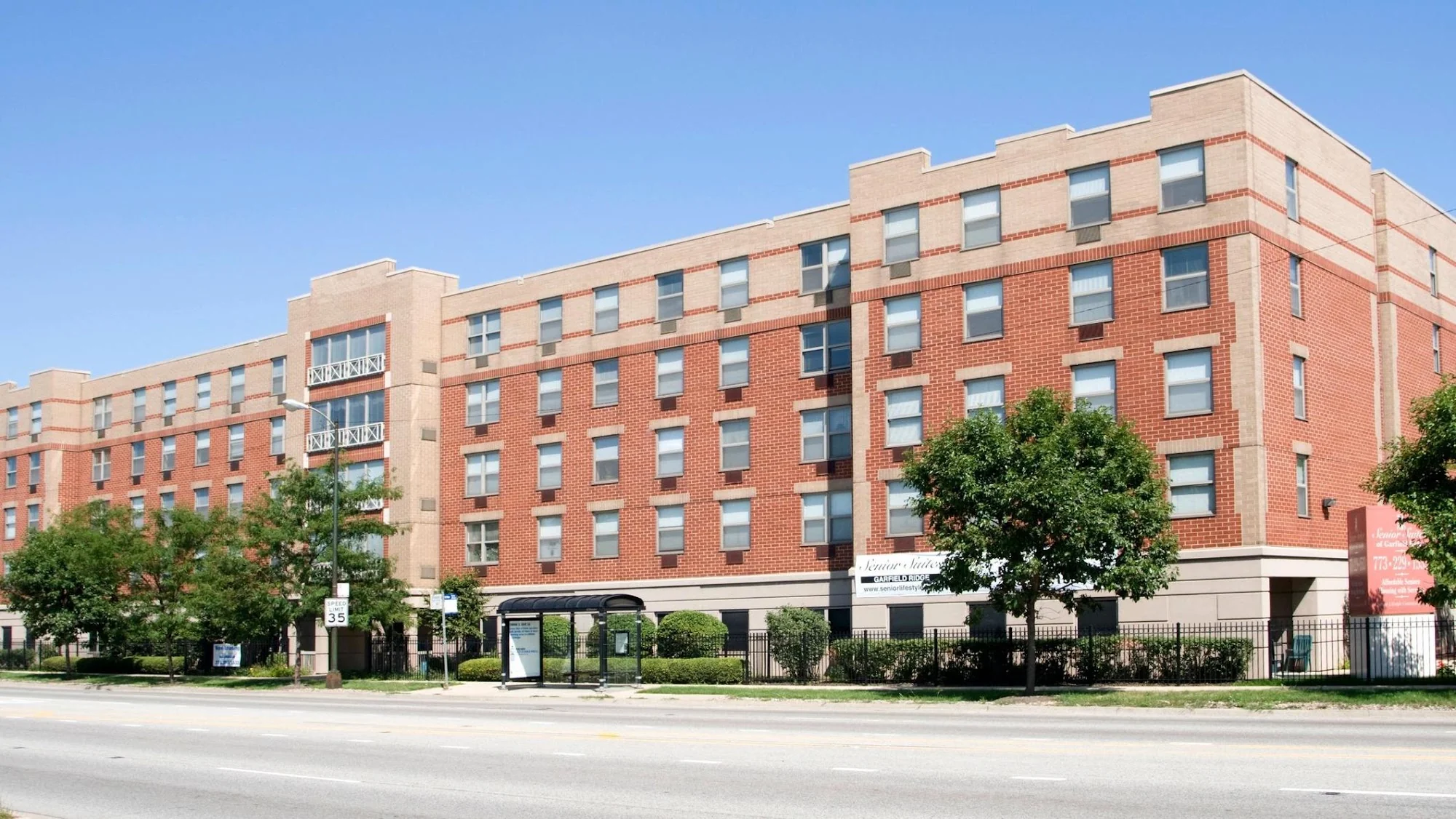 Senior Suites of Garfield Ridge