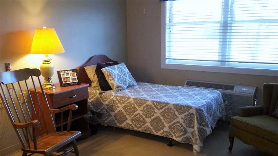 SEVEN LAKES ASSISTED LIVING & MEMORY CARE