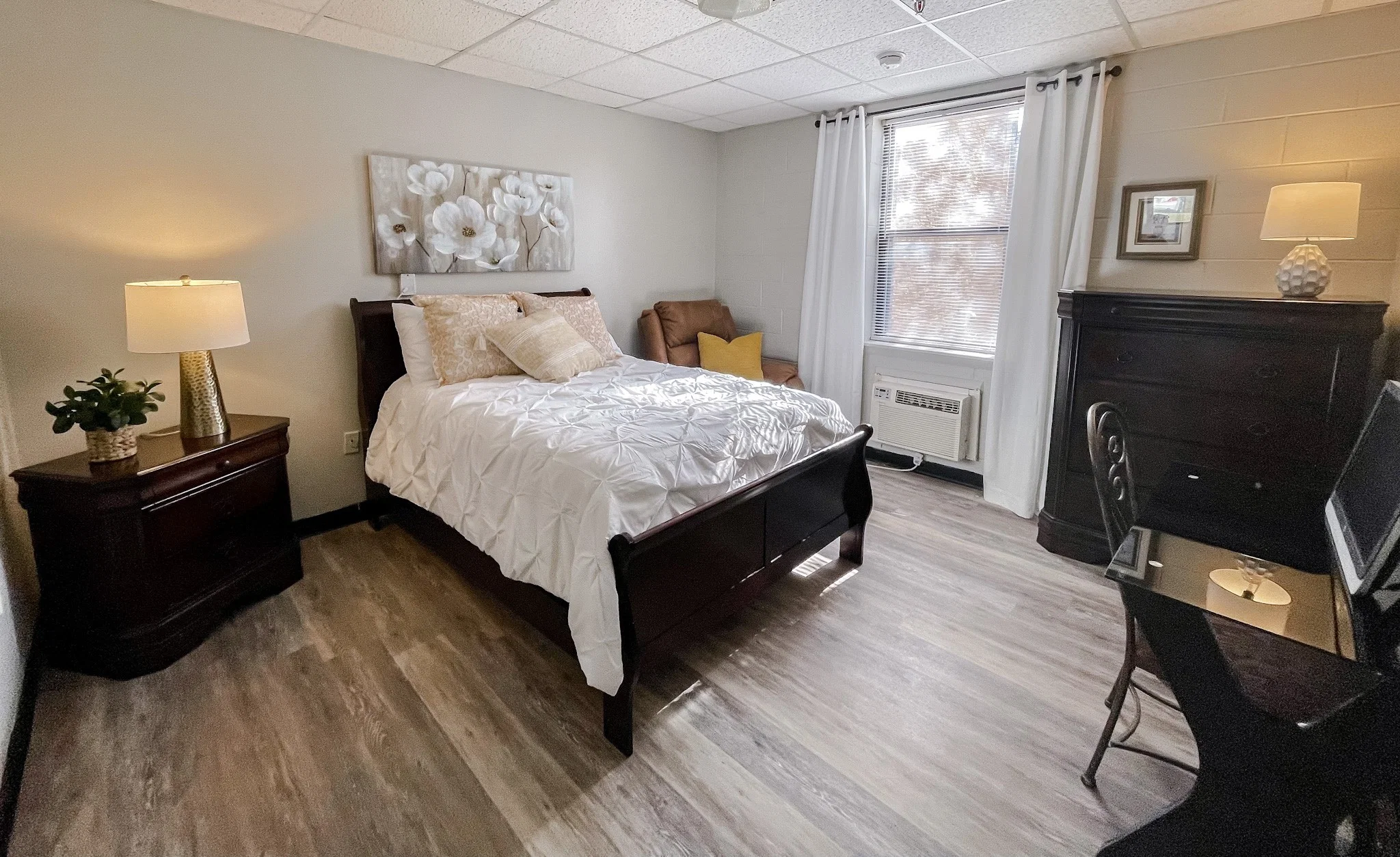 SILVER LAKE SENIOR LIVING