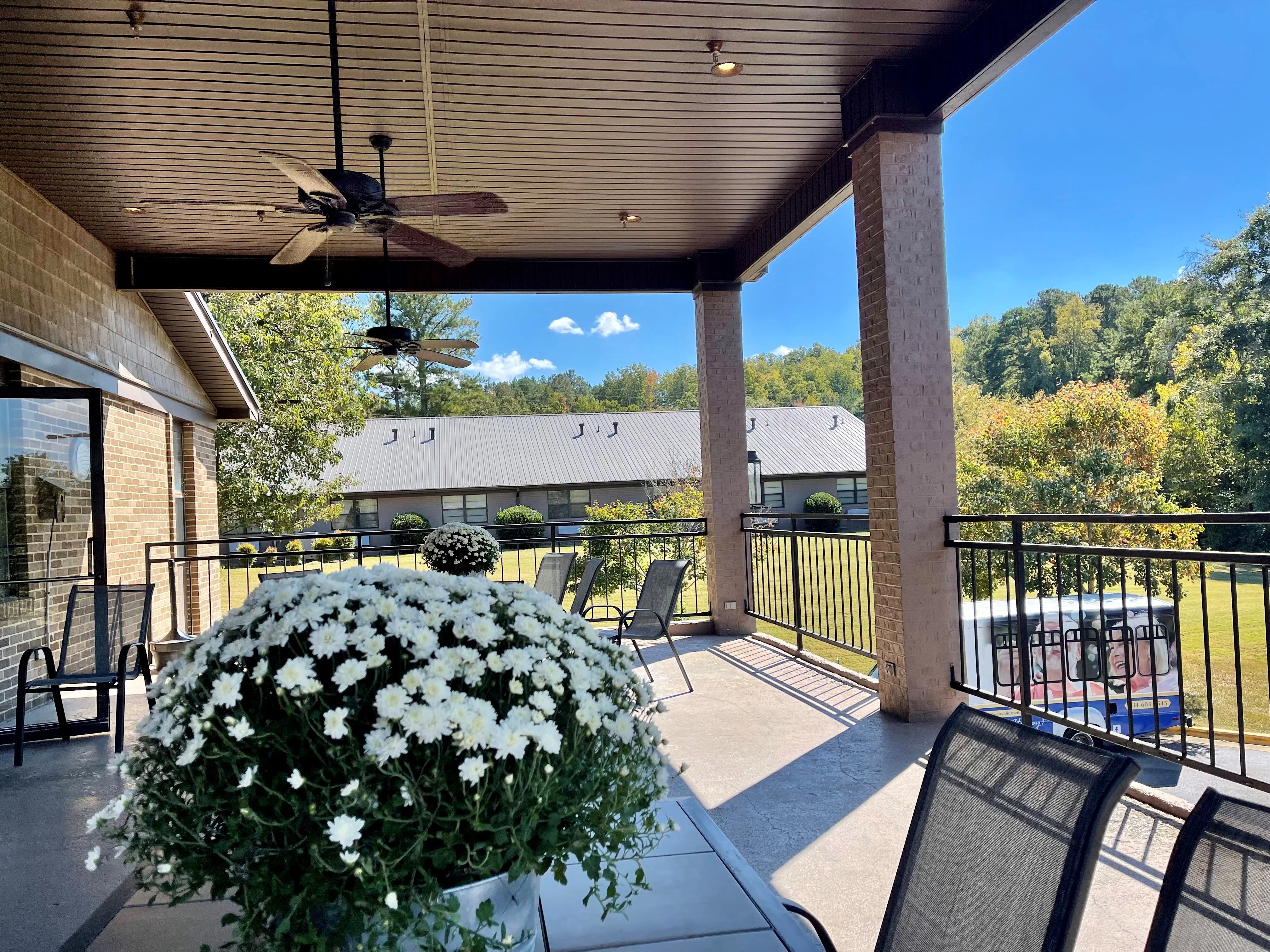 SILVER LAKE SENIOR LIVING