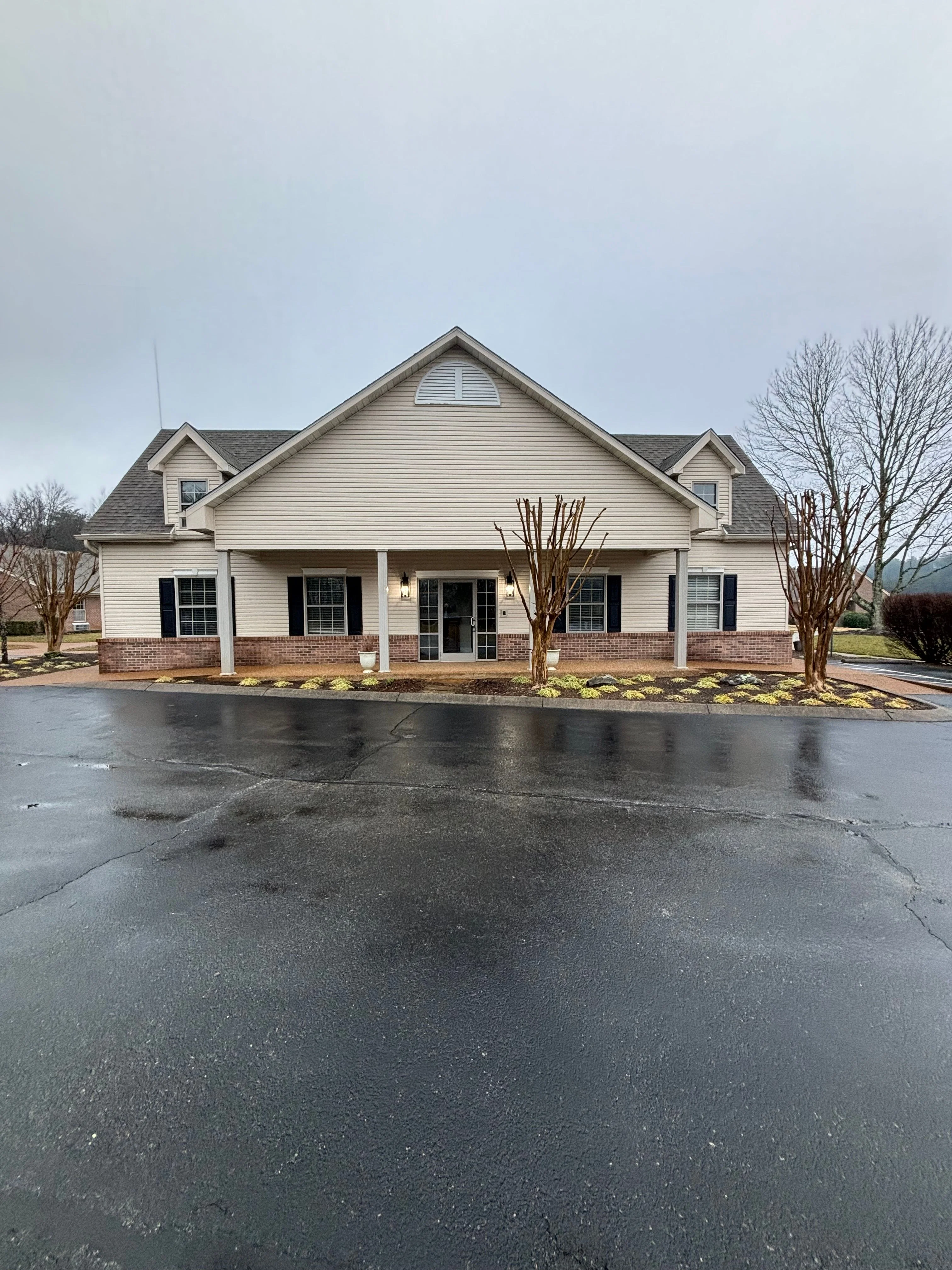 SOUTH KNOXVILLE SENIOR LIVING