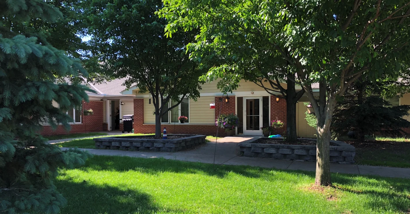 SOUTHERN OAKS PLACE