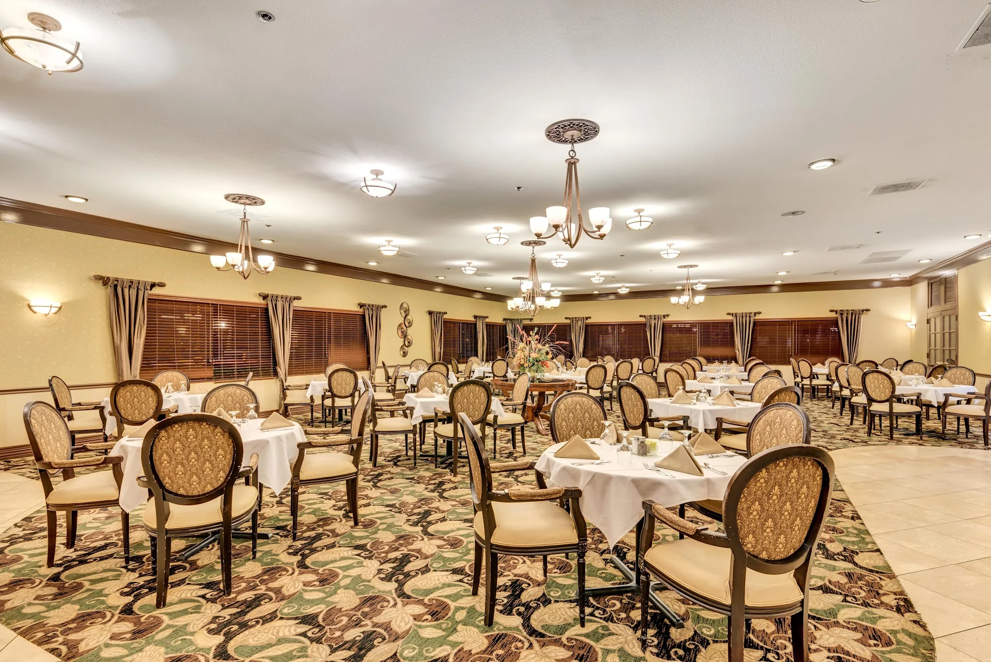 Springdale Village Assisted Living Facility & Independent Living Apartments in Mesa Arizona
