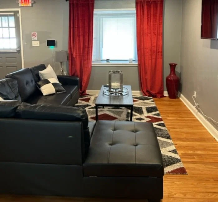 STEWART MANOR LLC