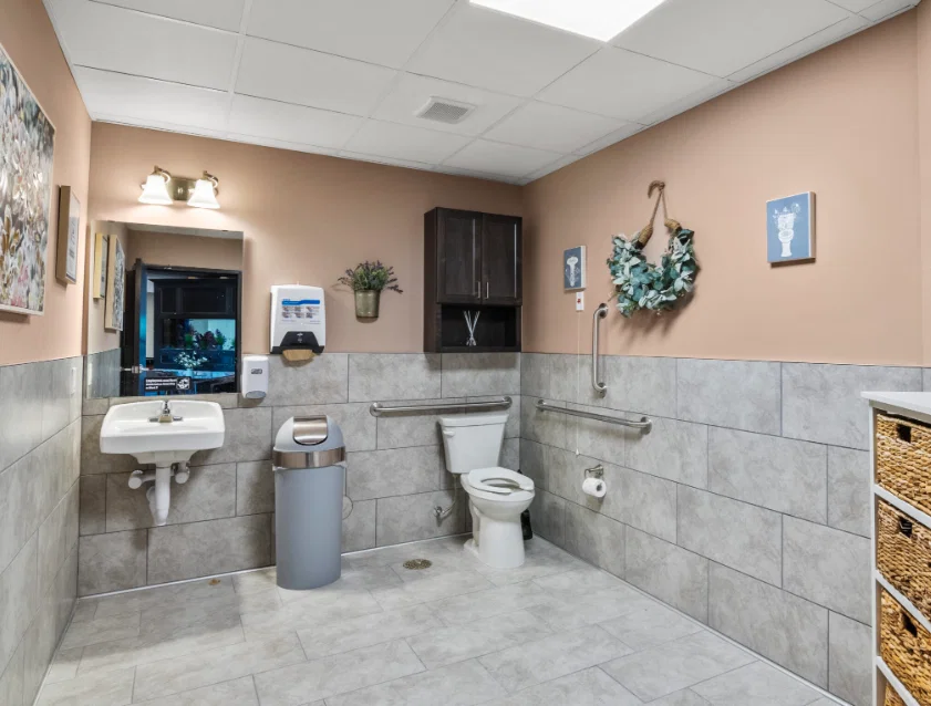 SUITE LIVING OF MAPLE GROVE