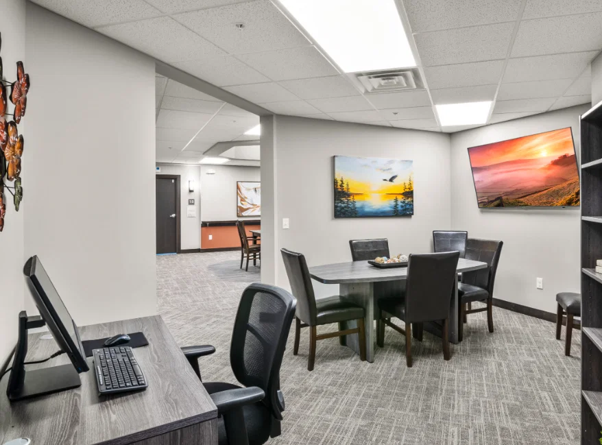 SUITE LIVING OF MAPLE GROVE