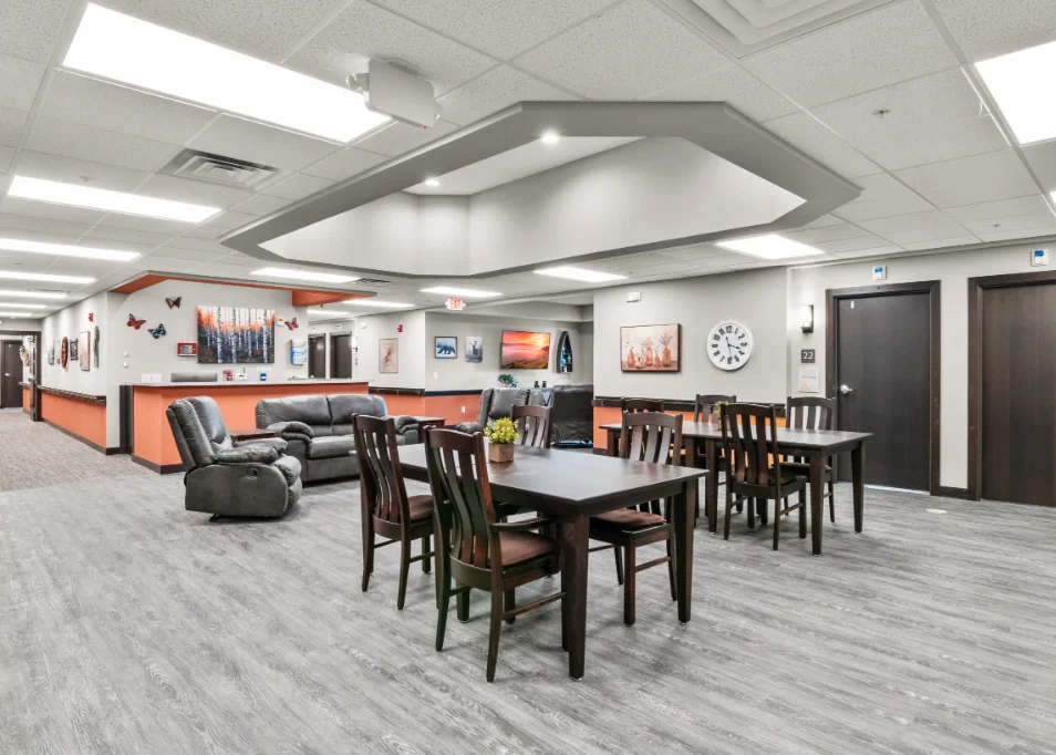 SUITE LIVING OF MAPLE GROVE