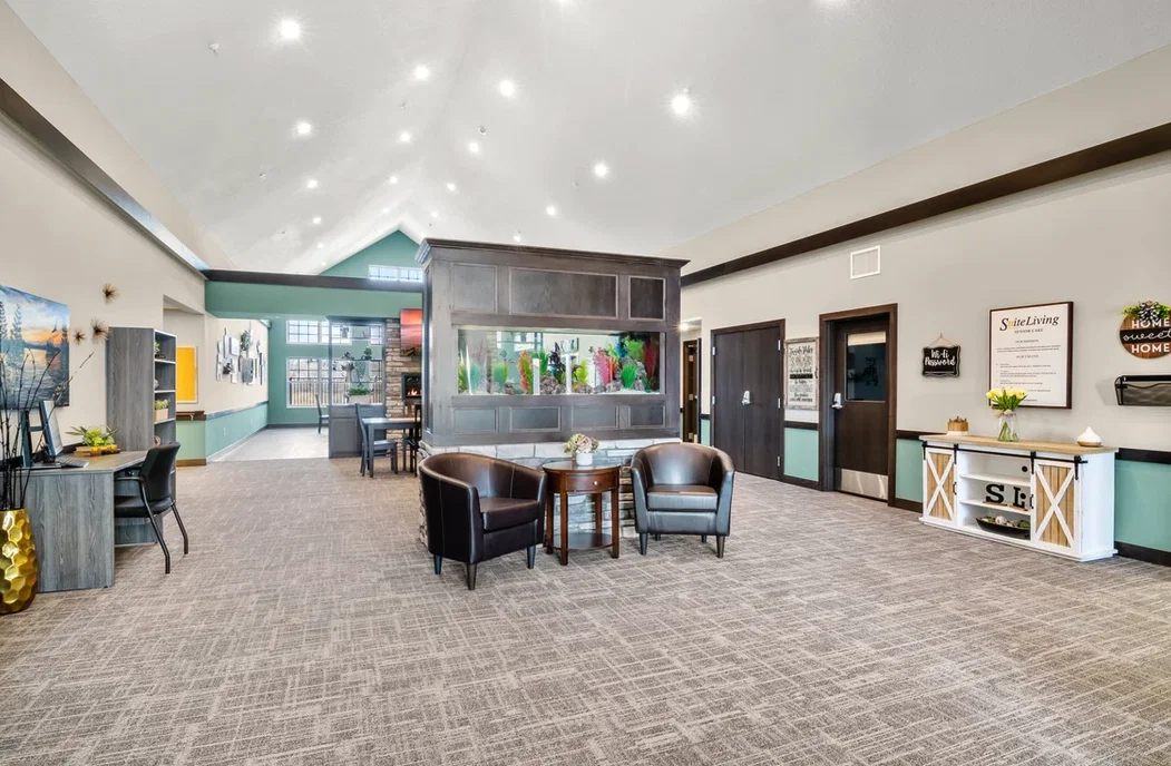 SUITE LIVING OF ROSEMOUNT