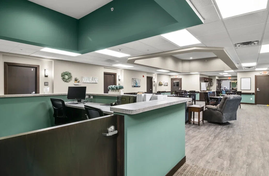 SUITE LIVING OF ROSEMOUNT