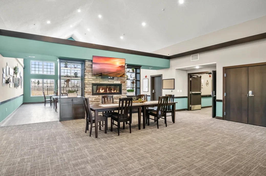 SUITE LIVING OF ROSEMOUNT