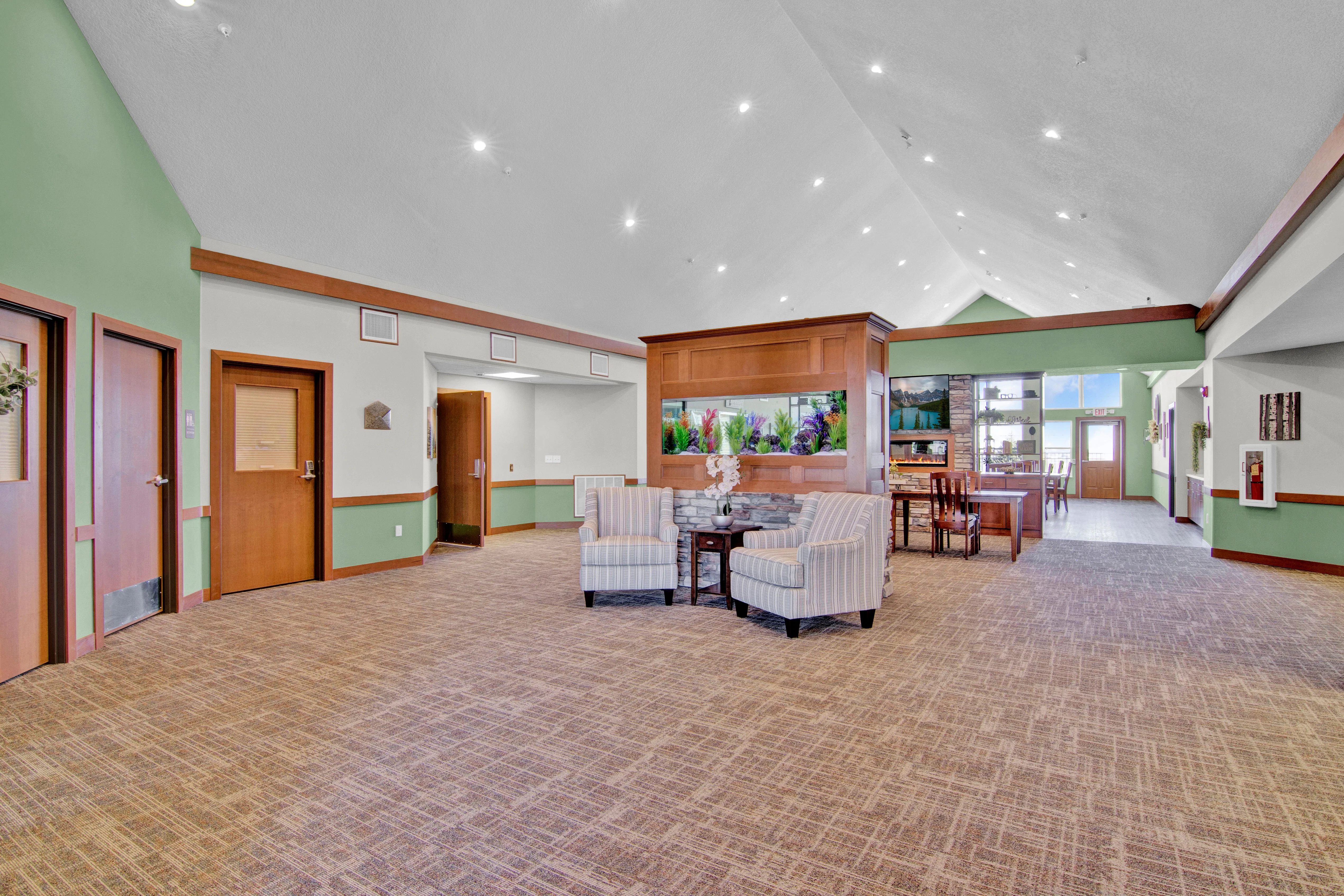 SUITE LIVING OF SHAKOPEE