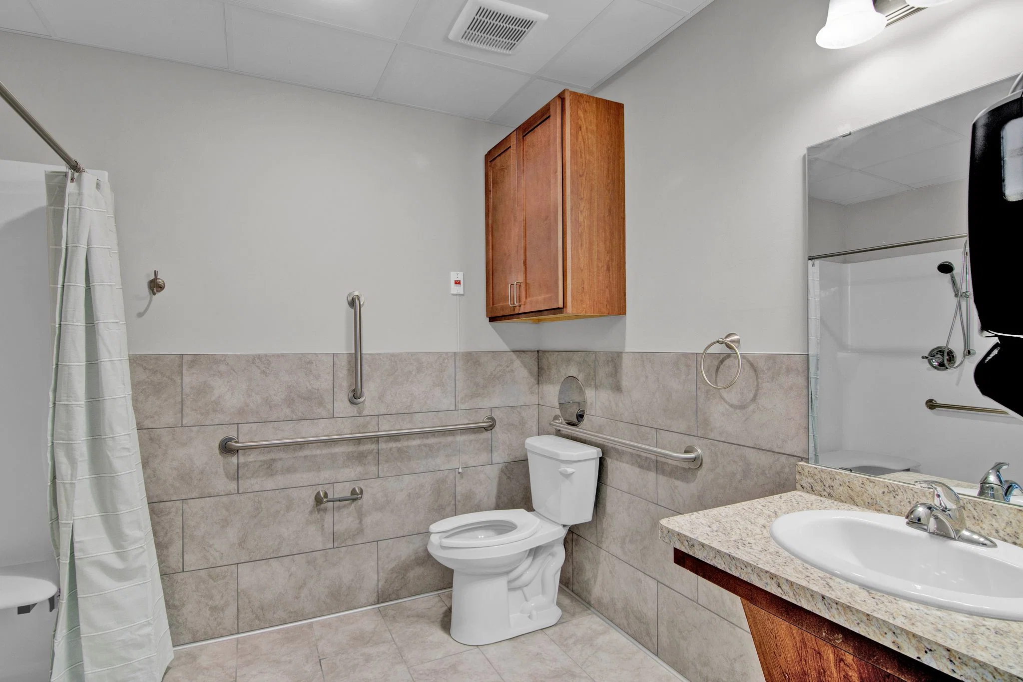 SUITE LIVING OF SHAKOPEE
