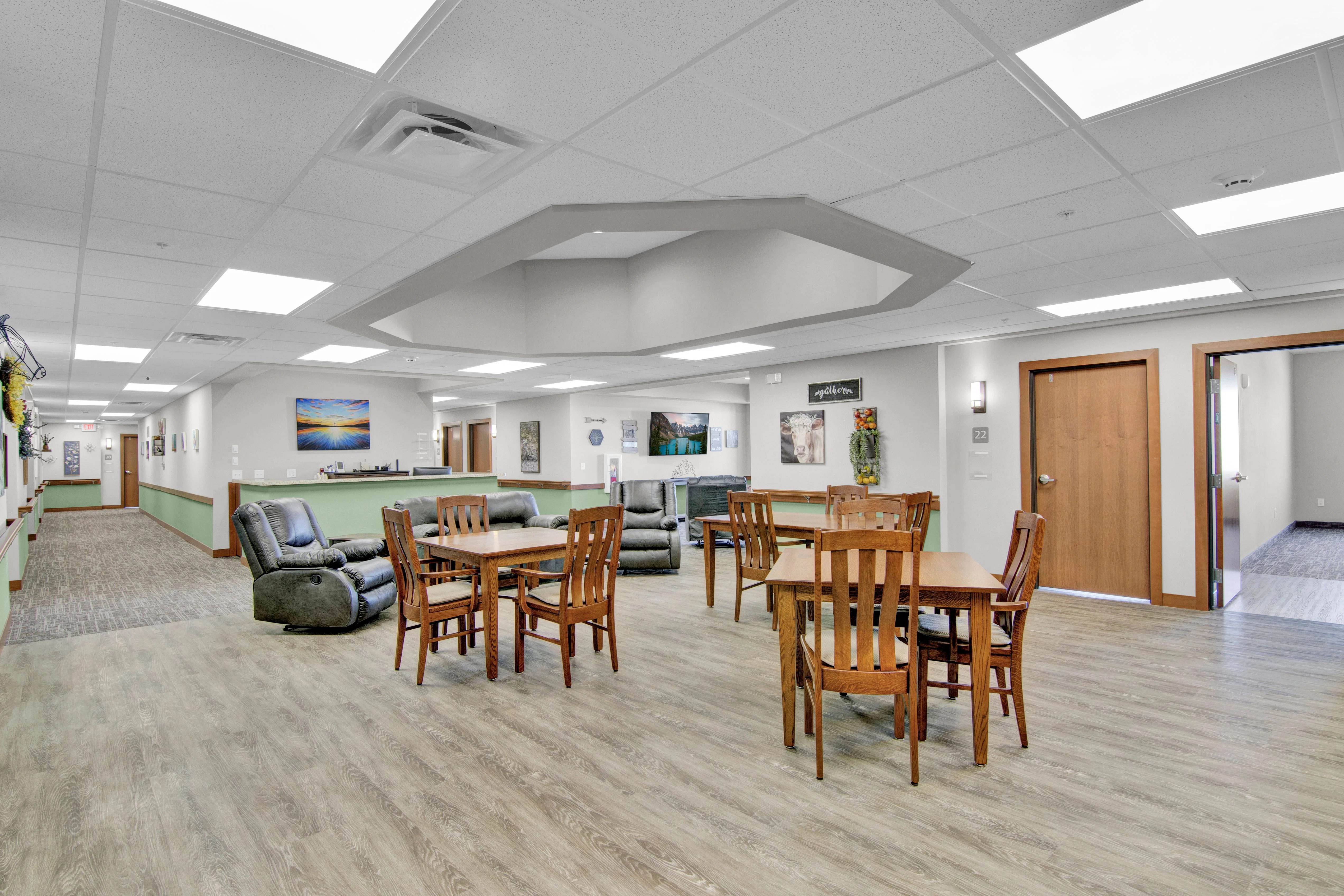 SUITE LIVING OF SHAKOPEE