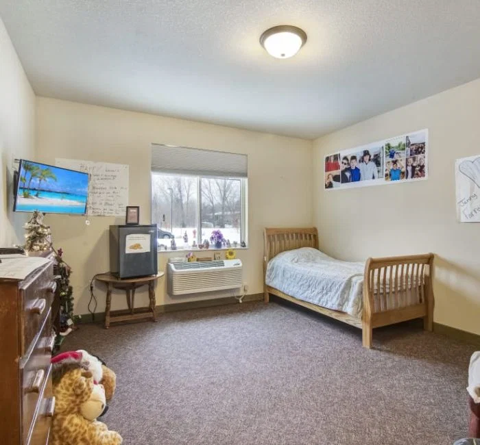 SUITE LIVING OF VADNAIS HEIGHTS