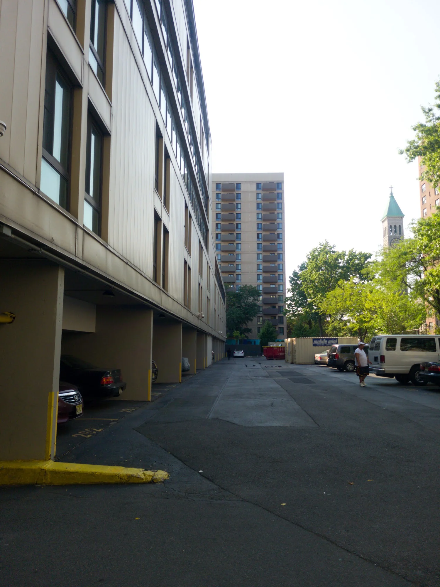 Summit Plaza