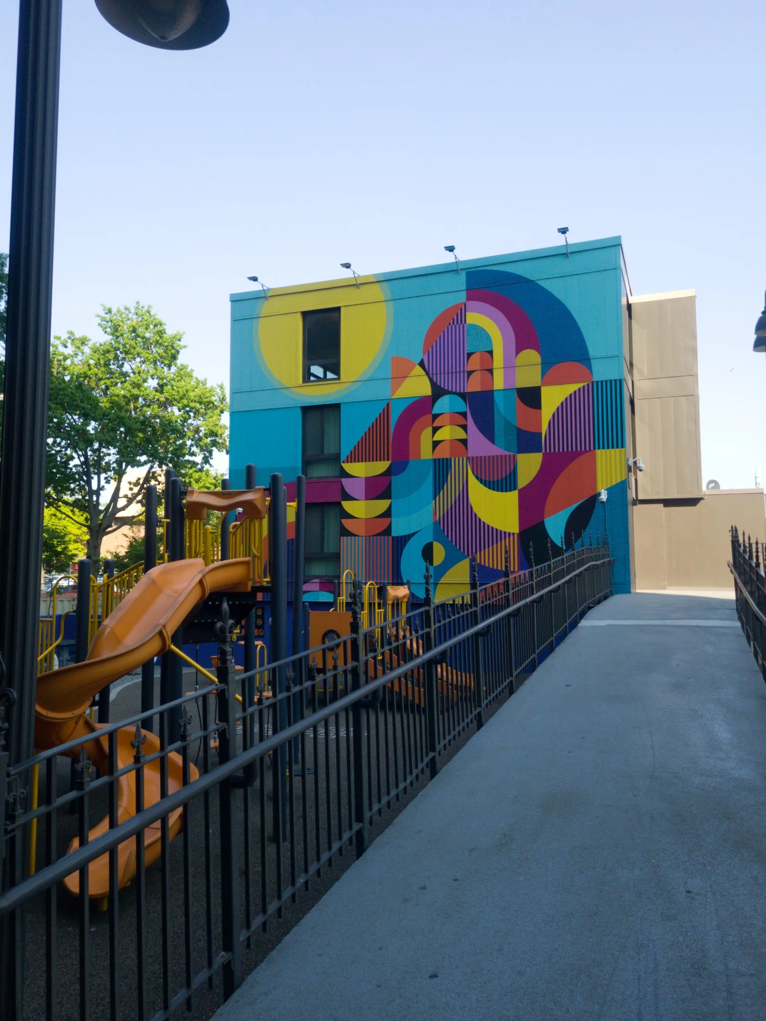 Summit Plaza