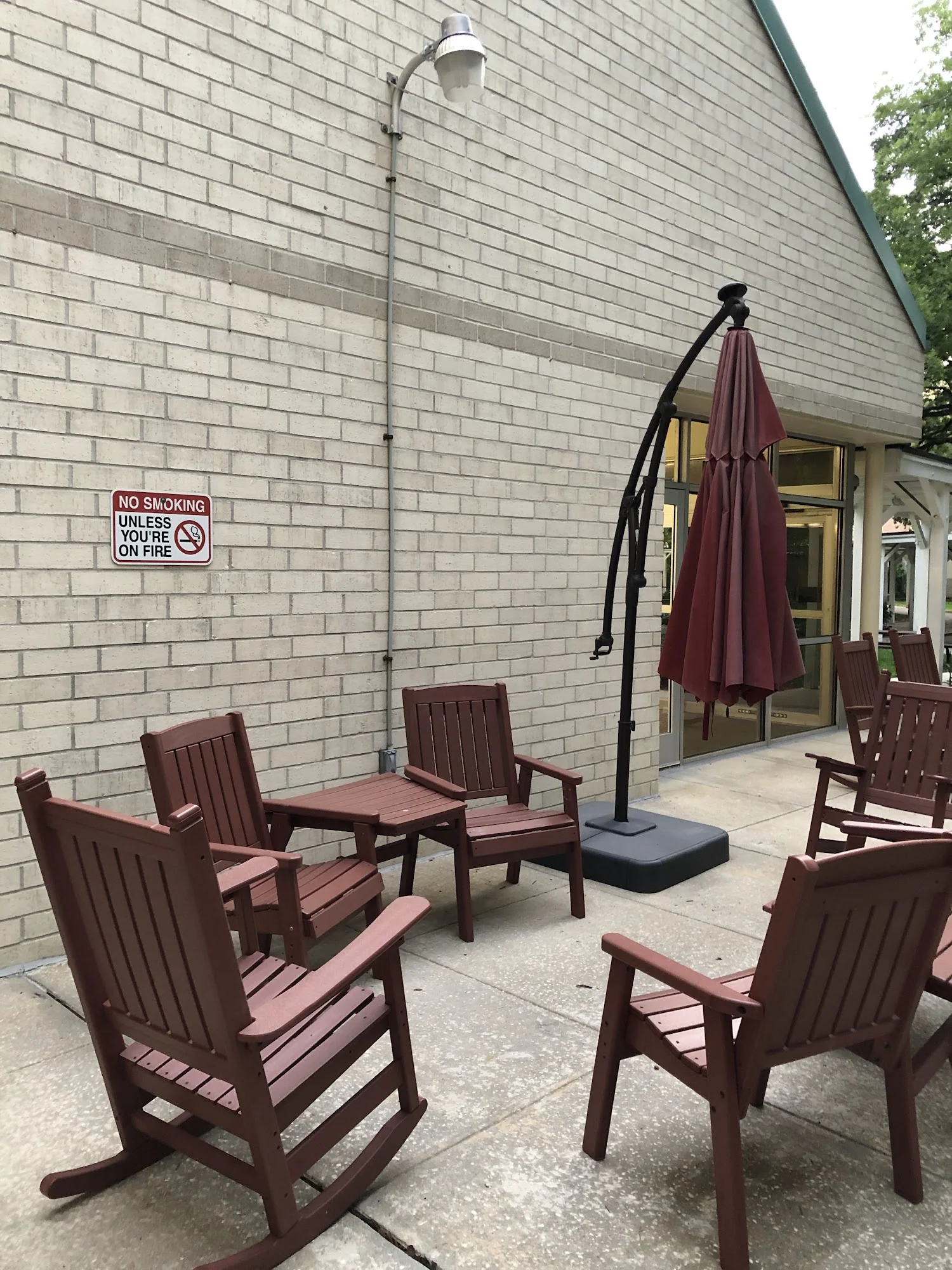 Sundale Manor Apartments