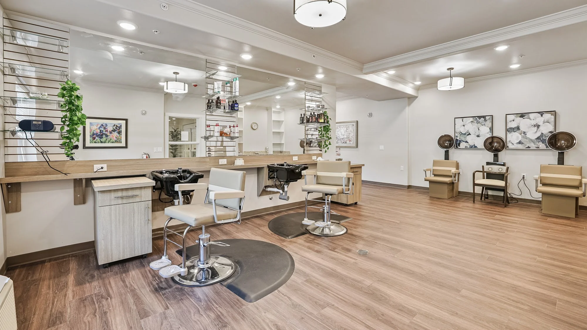 Sycamore Ridge Gracious Retirement Living