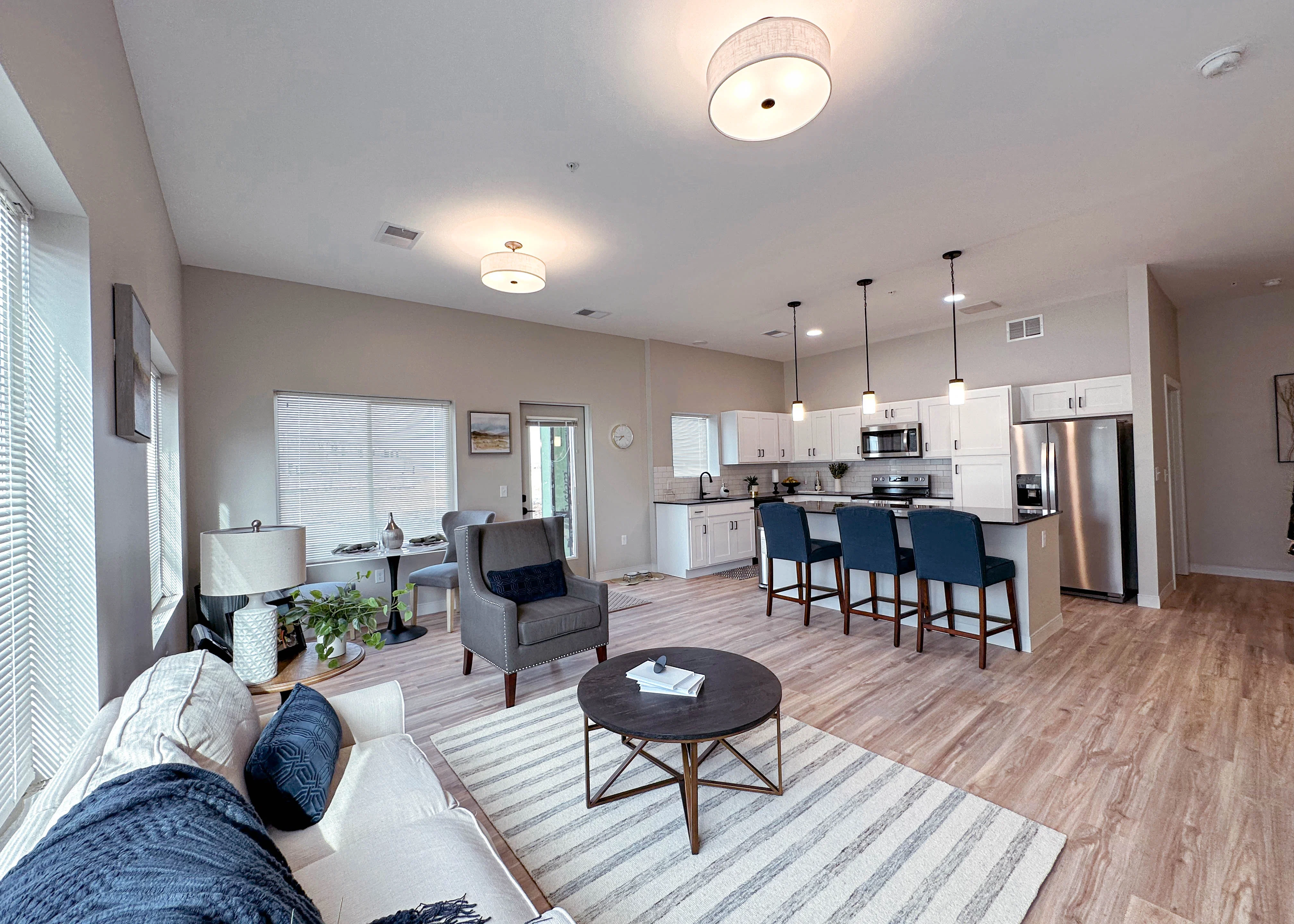 SYMPHONY POINTE