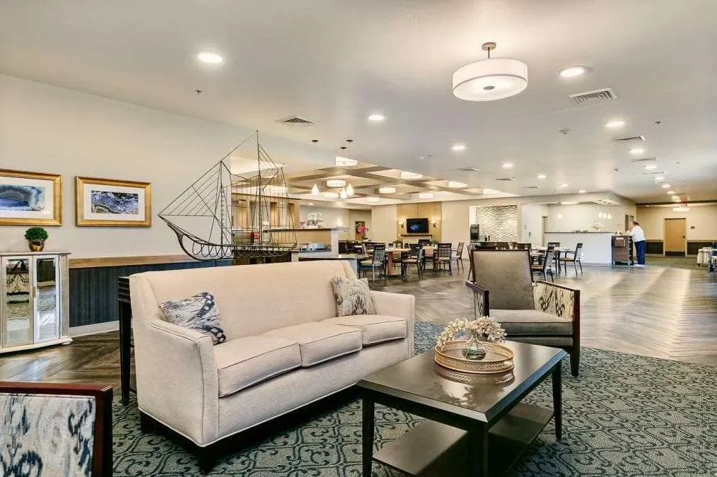 Table Rock Senior Living at Paramount