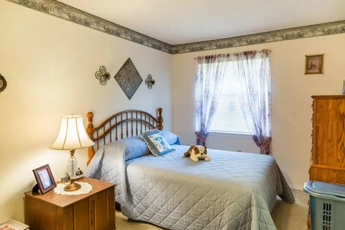 THE BRENTWOOD SENIOR LIVING COMMUNITY