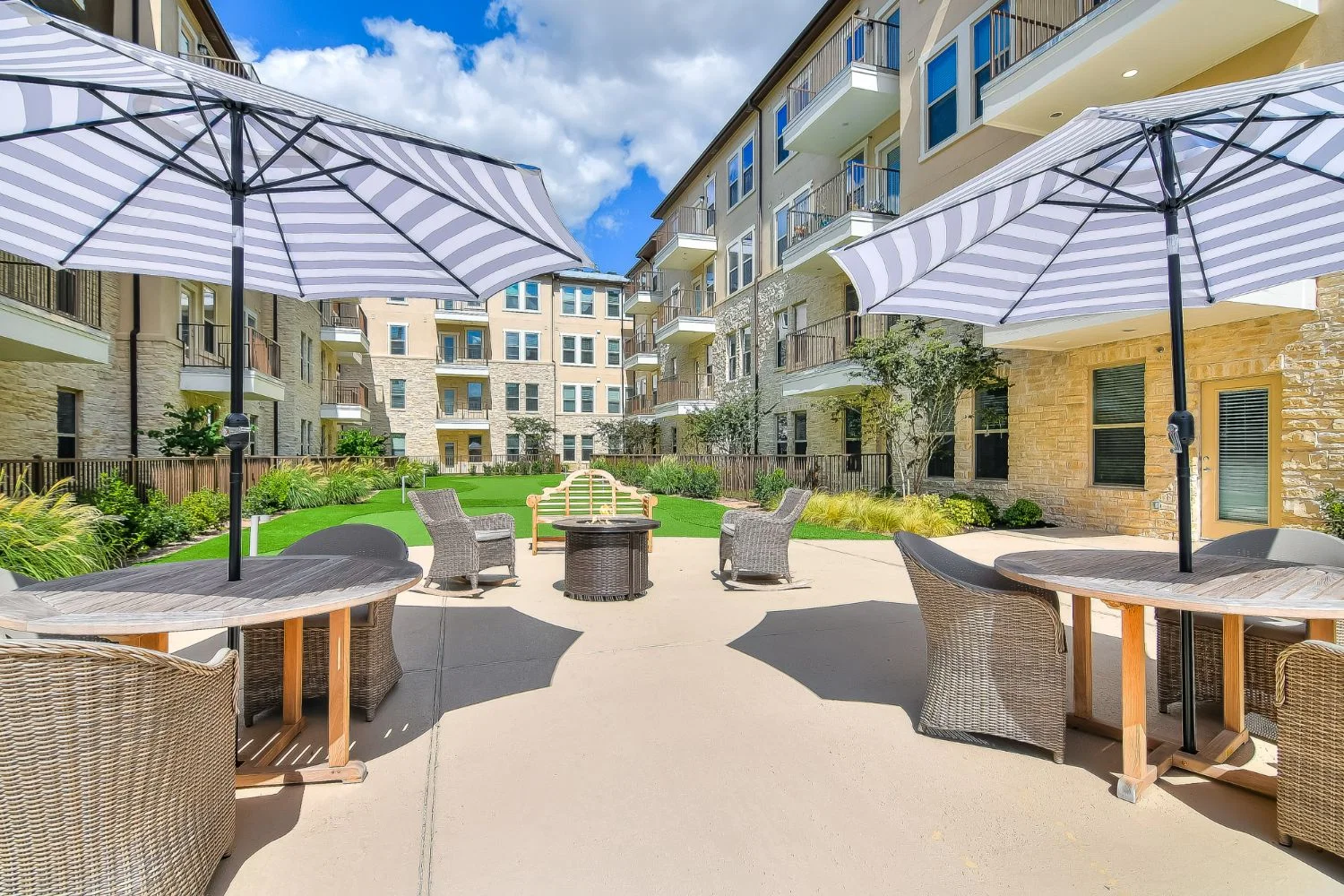 THE BROOKS OF CIBOLO SENIOR LIVING