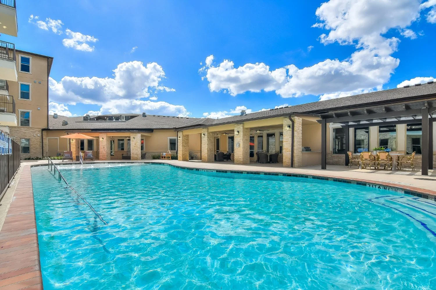 THE BROOKS OF CIBOLO SENIOR LIVING