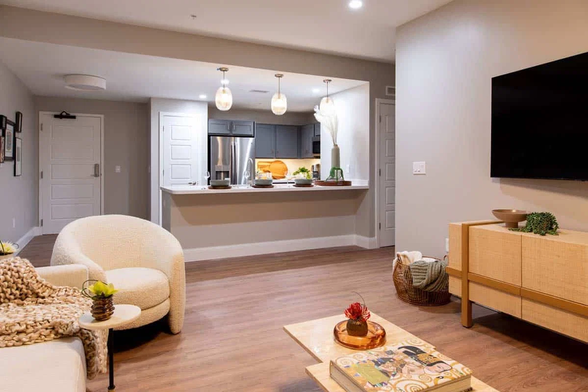 THE CARNEGIE AT WASHINGTONIAN CENTER - A KISCO SIGNATURE COMMUNITY