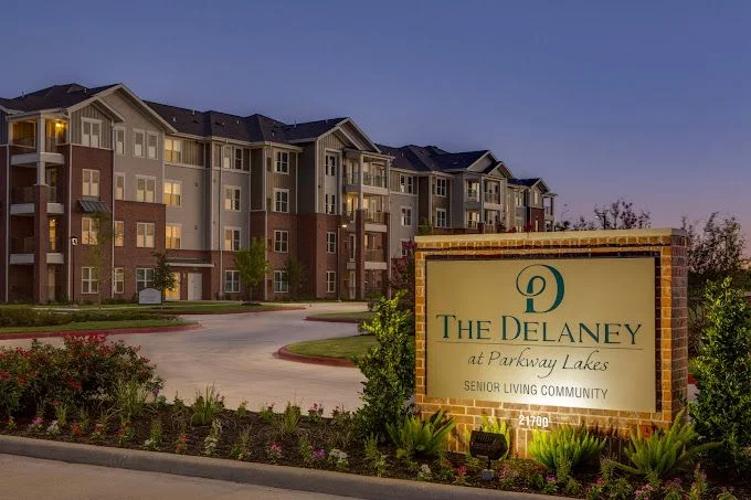 THE DELANEY AT PARKWAY LAKES