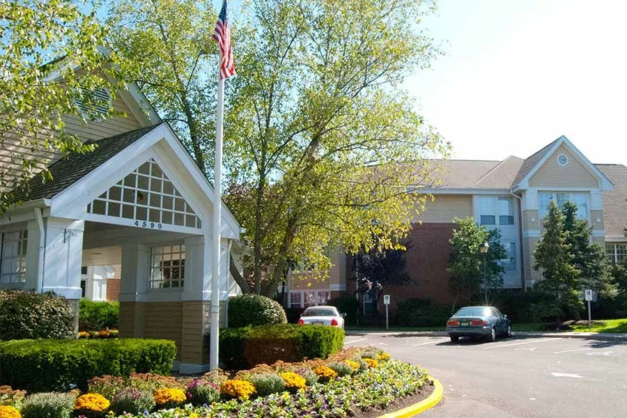 The Estates at Knightsbridge - Assisted Living photo
