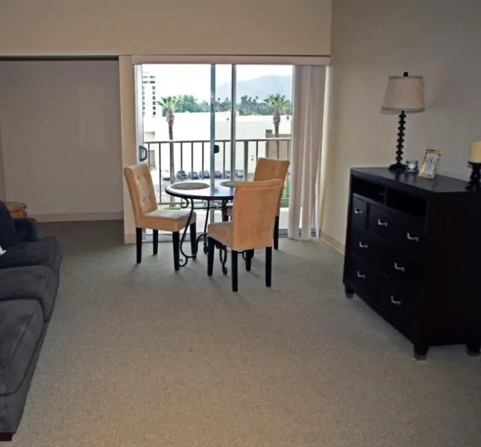 THE GROVE ASSISTED LIVING