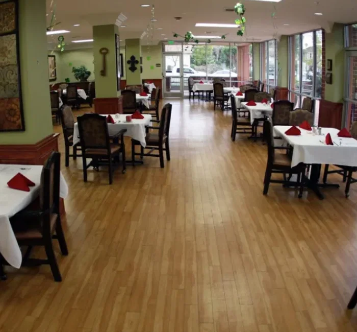 THE GROVE ASSISTED LIVING