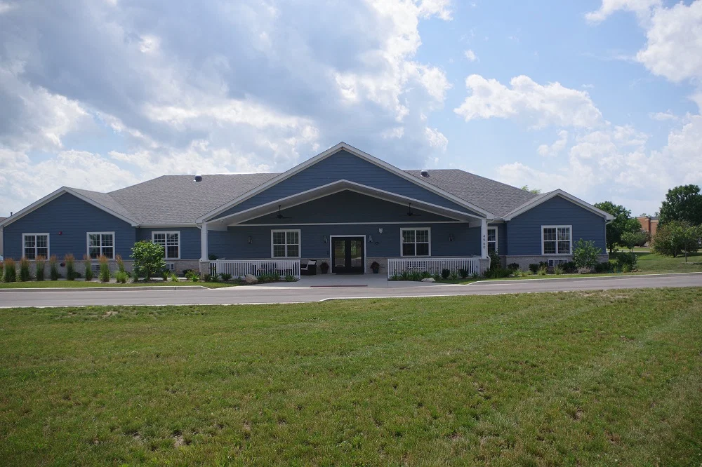 THE HEATHERS SENIOR HOMES OF LAKE IN THE HILLS