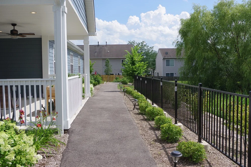 THE HEATHERS SENIOR HOMES OF LAKE IN THE HILLS