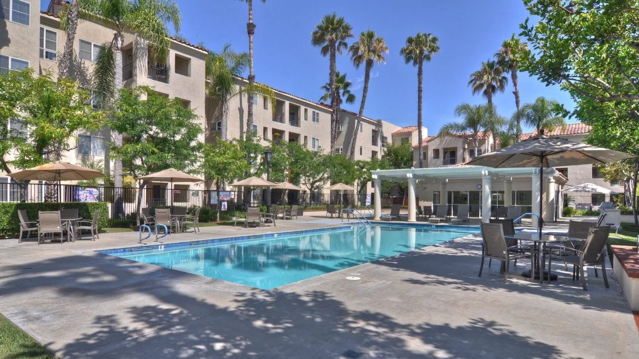 THE IVY WELLINGTON - LAGUNA HILLS, CA