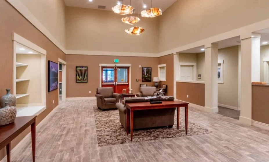 THE LODGE RETIREMENT COMMUNITY - SISTERS, OR