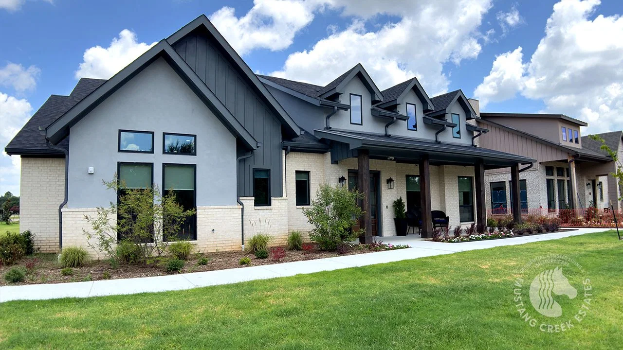 THE MUSTANG CREEK ESTATES OF FLOWER MOUND