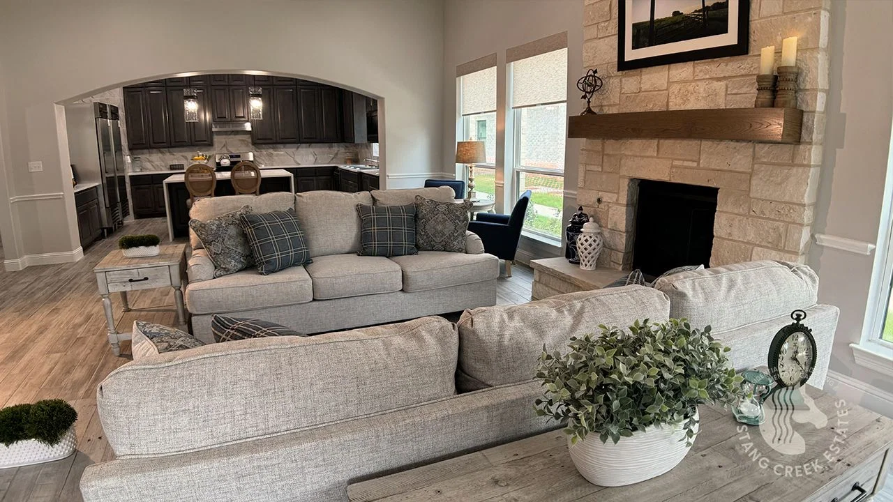THE MUSTANG CREEK ESTATES OF FLOWER MOUND