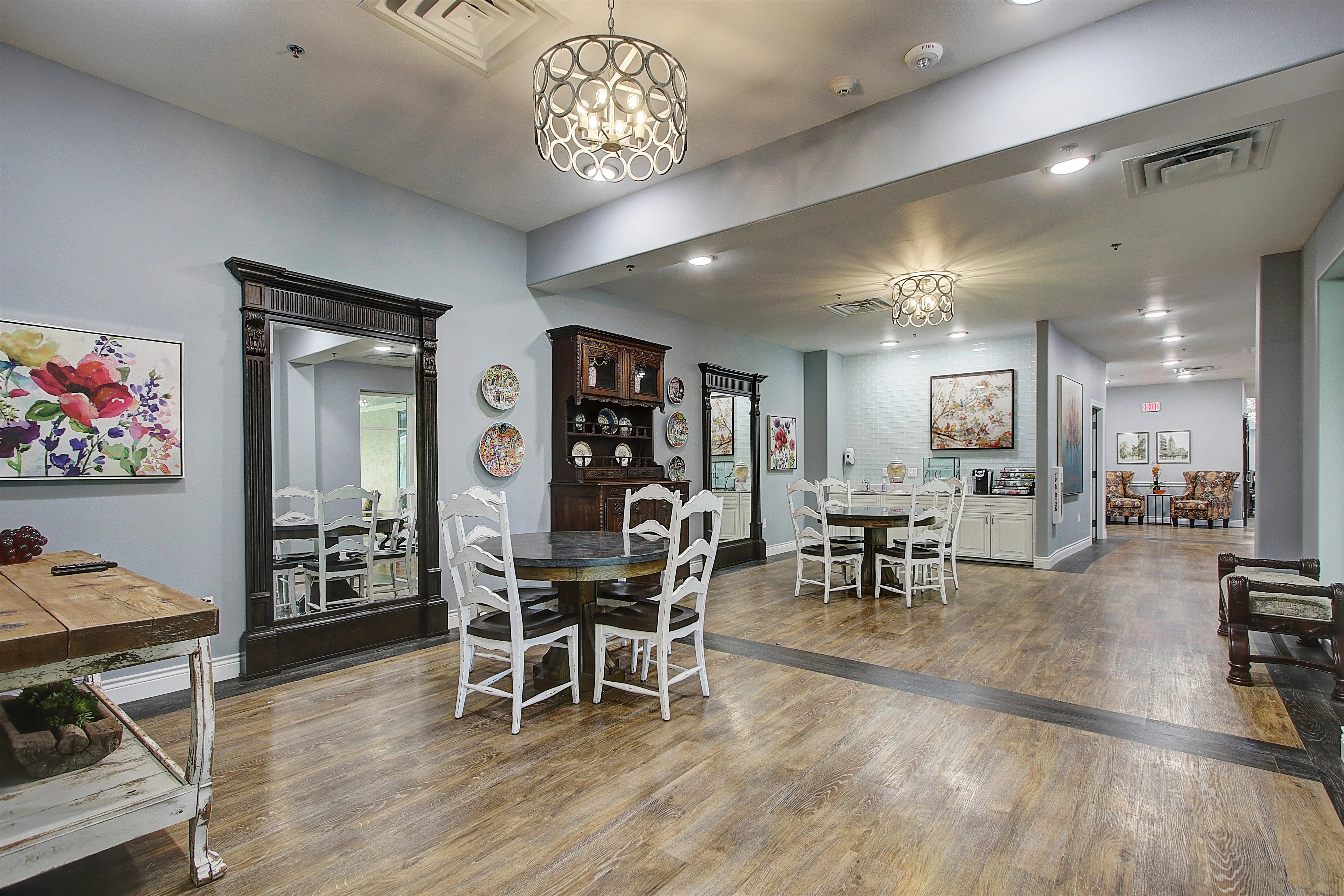 THE RIDGLEA SENIOR LIVING
