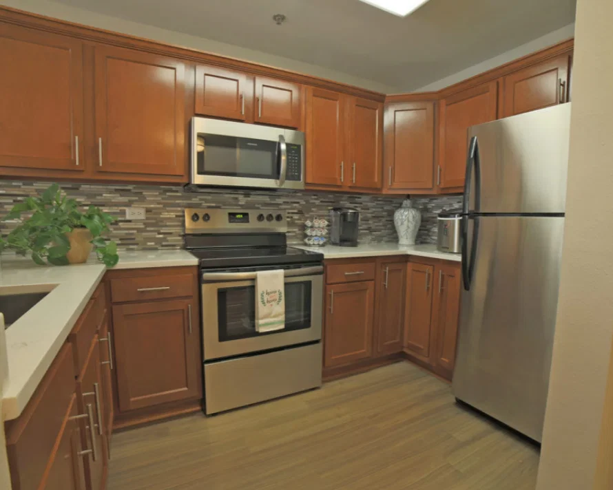 THE WINDSOR SENIOR LIVING COMMUNITY