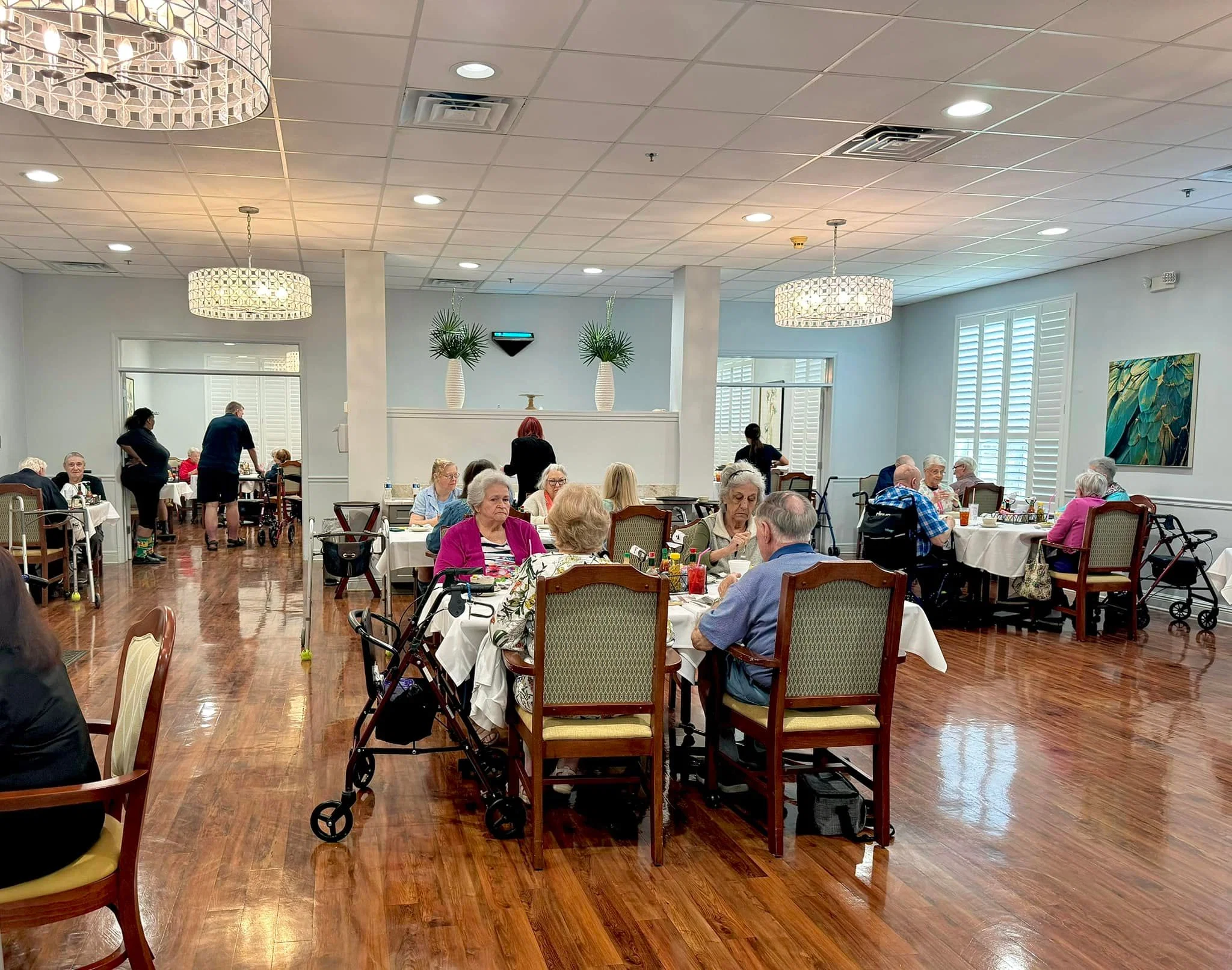 THE WINDSOR SENIOR LIVING COMMUNITY