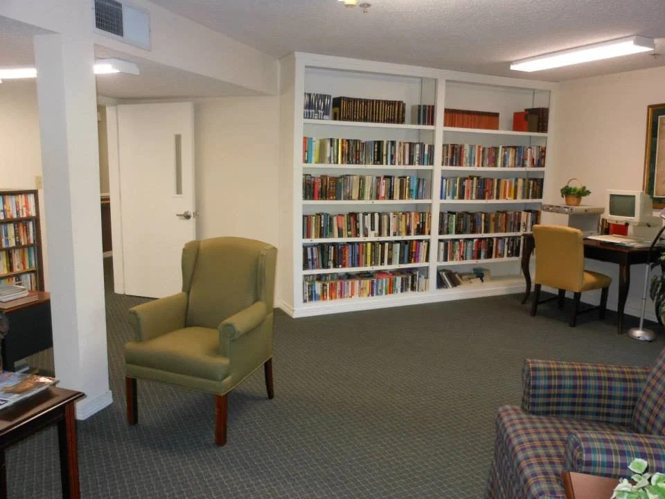 THE WINDSOR SENIOR LIVING COMMUNITY