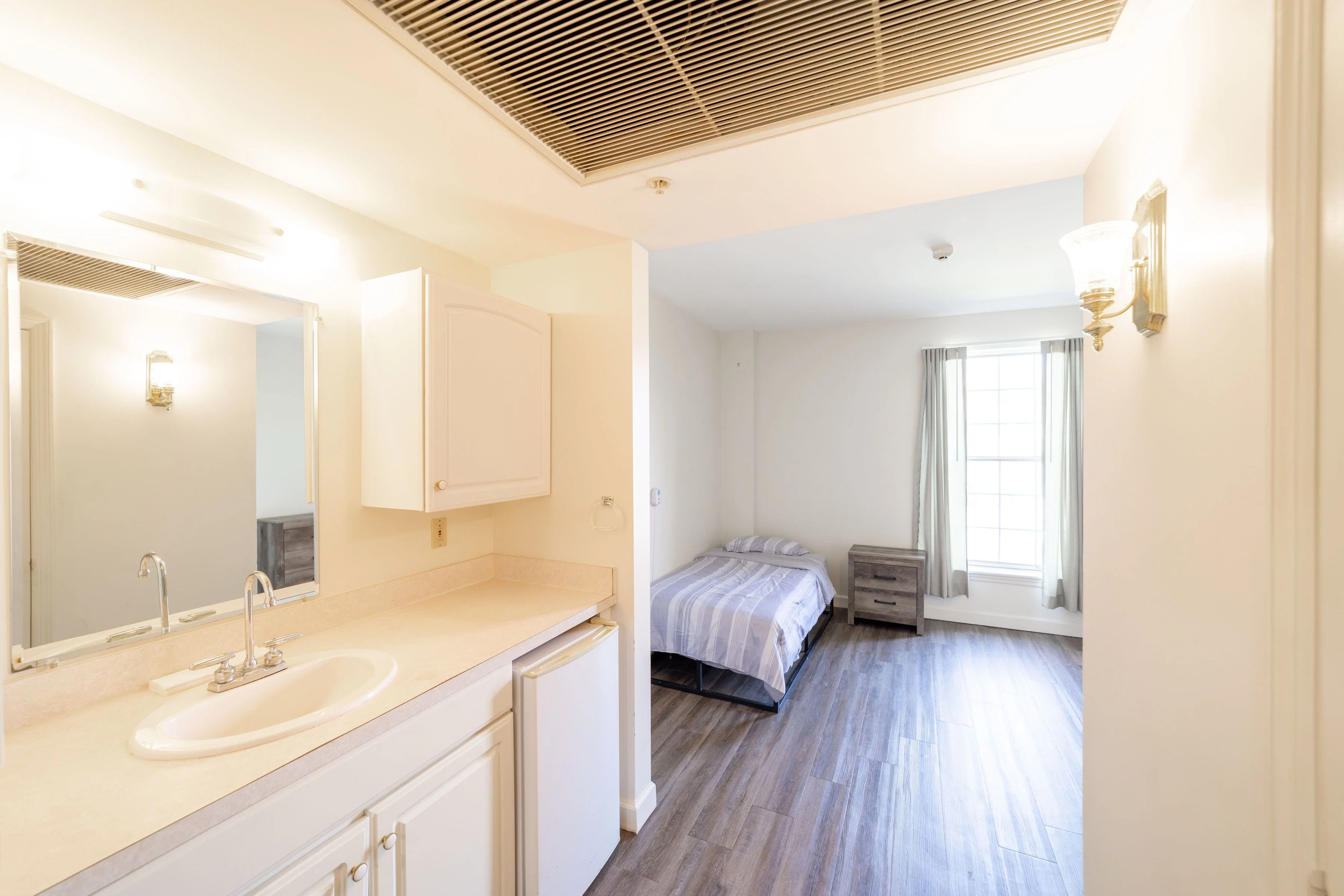 THE WOODLANDS BY HERITAGE RETIREMENT COMMUNITIES